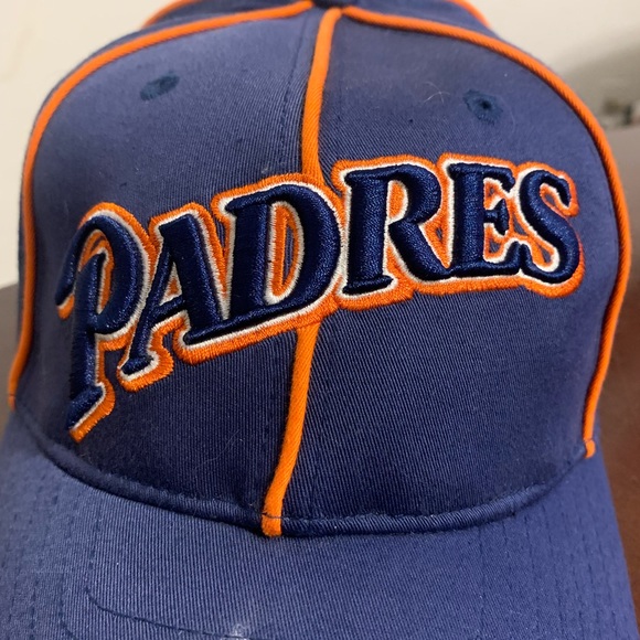 San Diego Padres Retro Spellout Flex-Fit Sz S/M - Picture 2 of 7